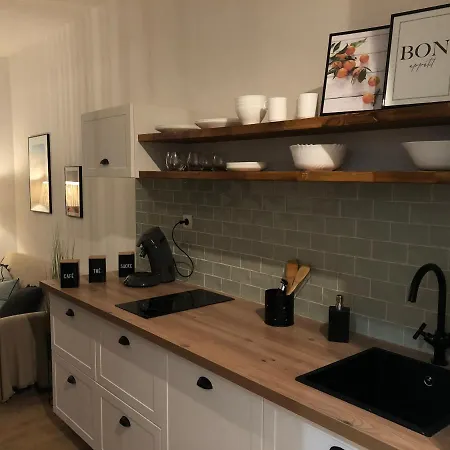 Bord De - Piscine - Appartement San-Nicolao